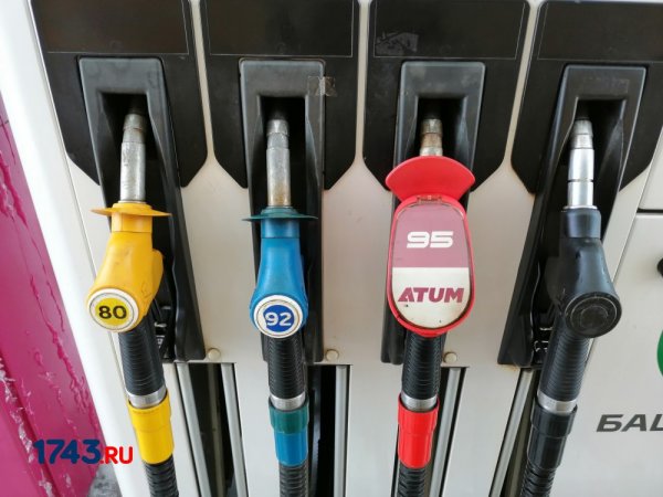 По официальным данным статистики, в Оренбургской области снова подорожал бензин