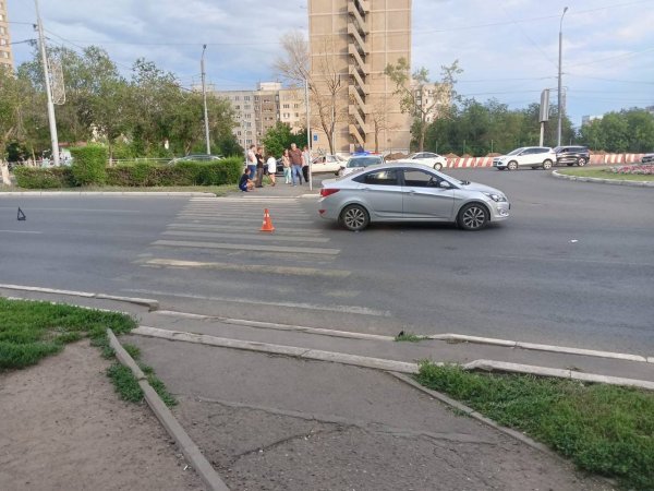В Оренбурге на «зебре» Hyundai сбил маленького пешехода