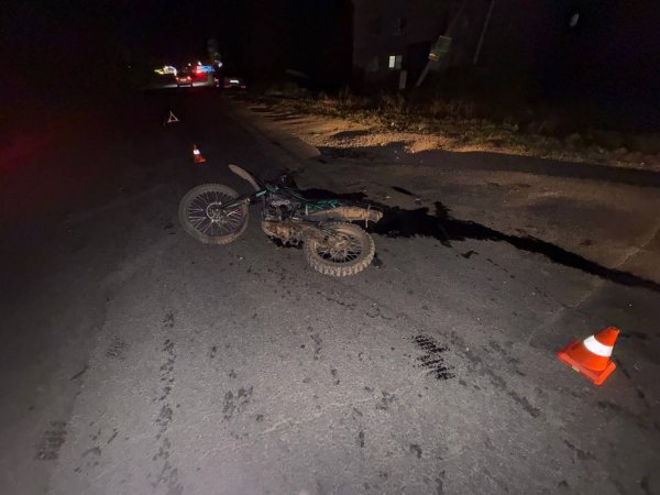 В ДТП под Оренбургом пострадали 15-летние водитель и пассажир питбайка