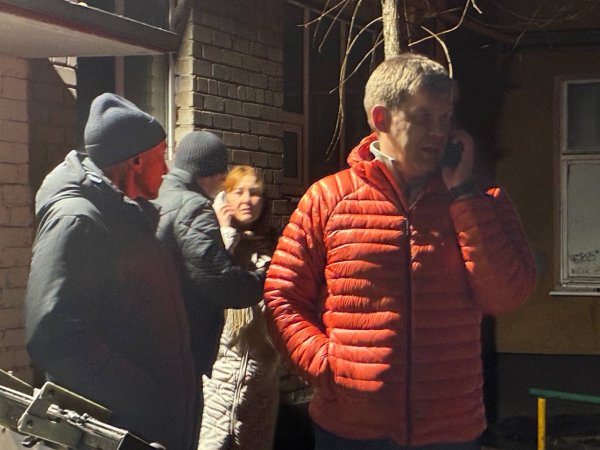 Возле дома на Больничном будут дежурить полицейские
