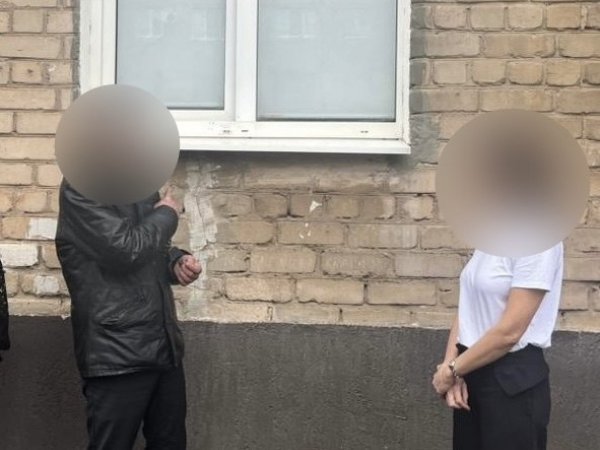 Житель Оренбурга украл у врача офтальмоскоп
