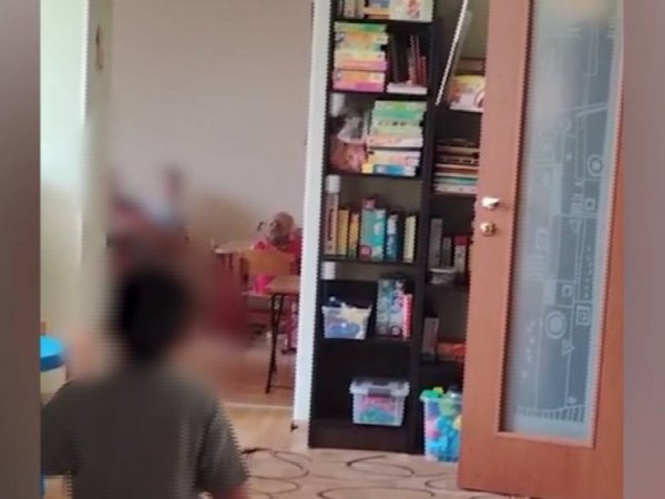 Воспитателя, которая ударила годовалую девочку в частном детсаду, будут судить