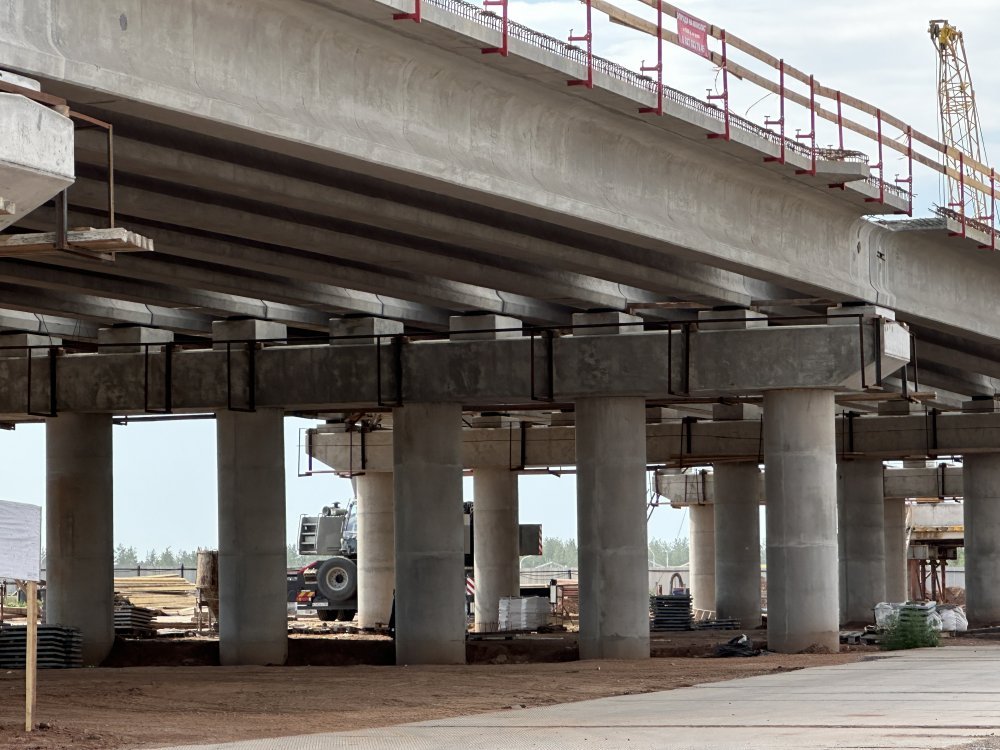 Строительство оренбургской развязки далеко от завершения. Фото 1743.ru