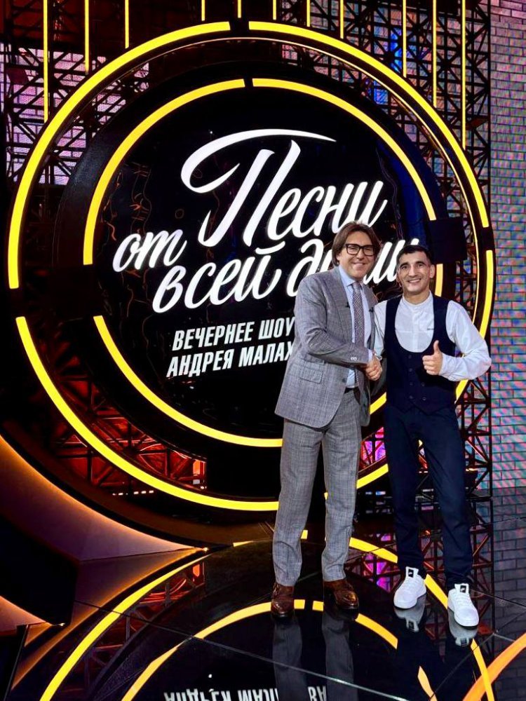 Науржан Утепбергенов во время съёмок сюжета для федерального канала Науржан Утепбергенов во время съёмок сюжета для федерального канала