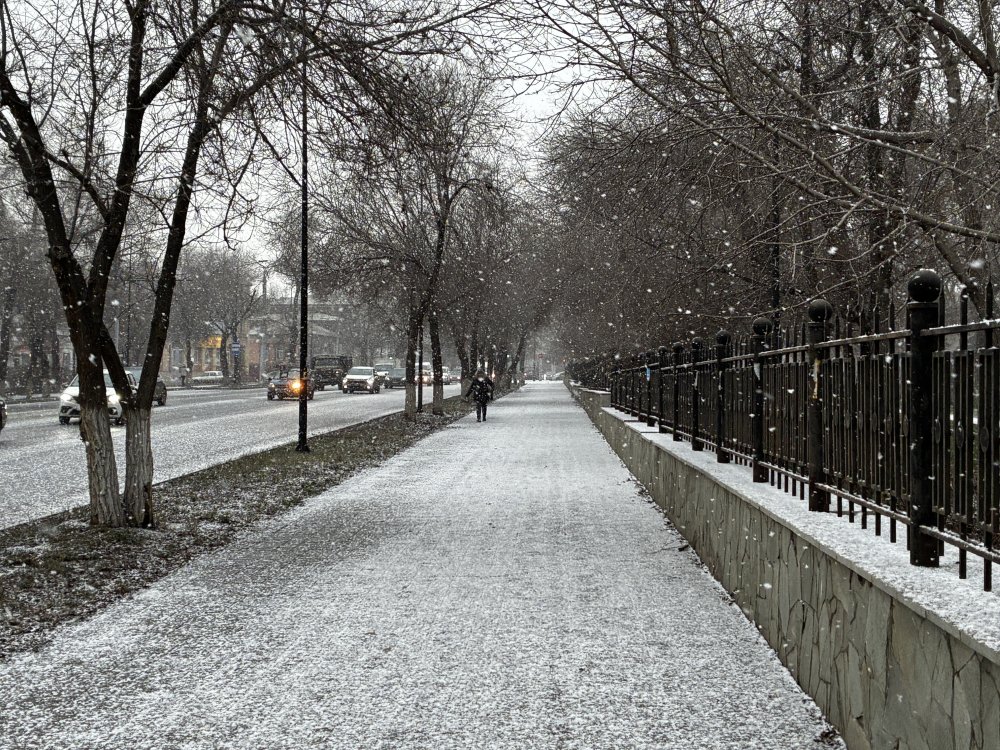 Оренбург под первым снегом. Фото 1743.ru Оренбург под первым снегом. Фото 1743.ru