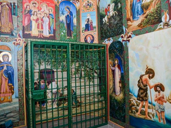 Молитвенник из «Черного дельфина»: осужденный занял третье место на конкурсе иконописи
