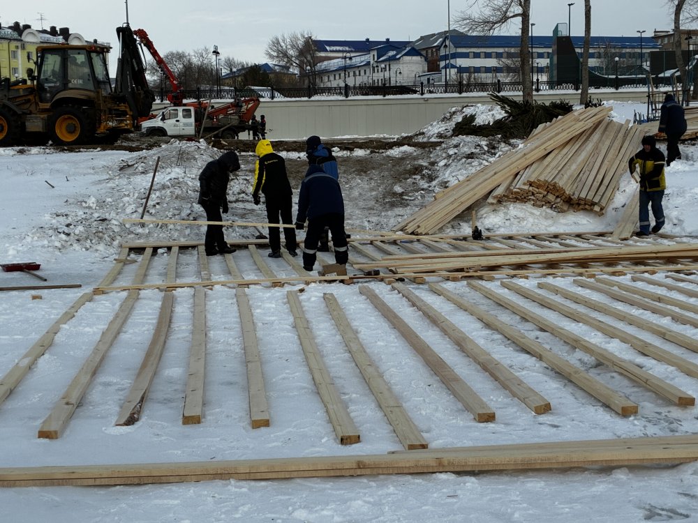 На берегу Урала готовят место для крещенских купаний