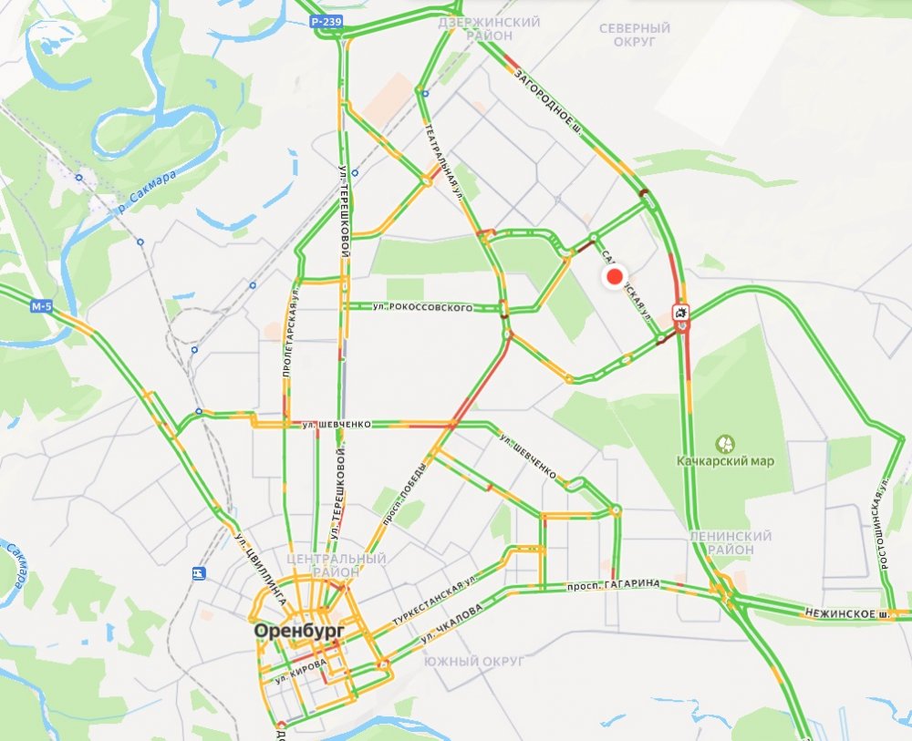 Оренбург встал в пробках
