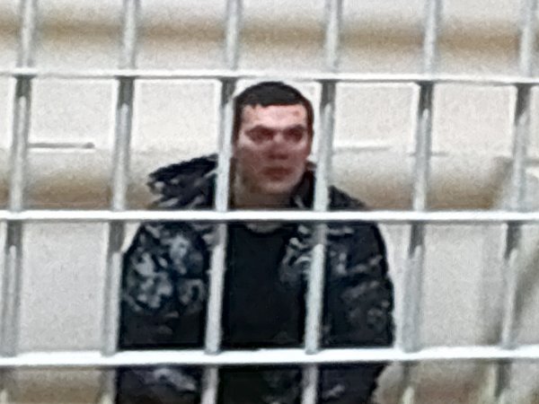 Обвиняемый в убийстве своего сына. Фото 1743.ru