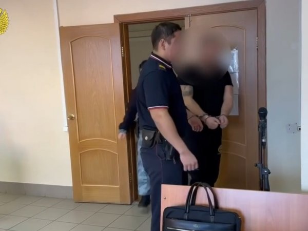 В Оренбурге мужчина пытался убить свою сожительницу