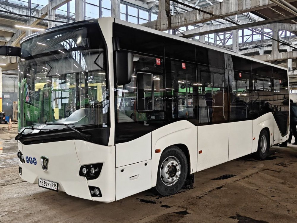 Фото: новый автобус КамАЗ-4290, который поступил в Оренбург; фото: тг-канал «Вести Оренбуржья»