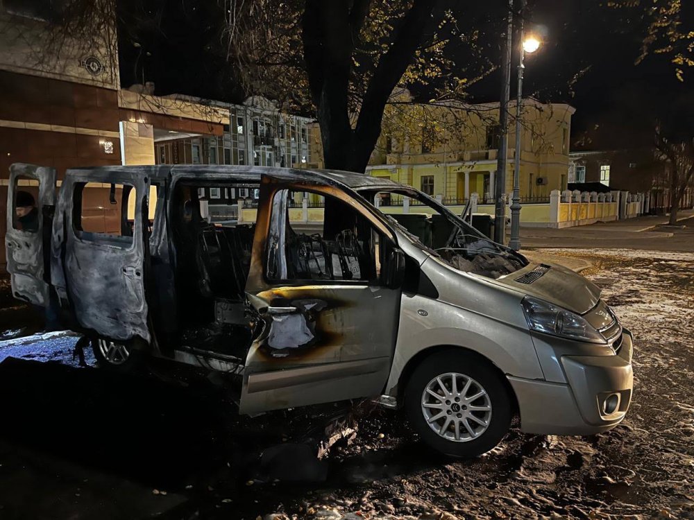 В Оренбурге мужчина за деньги поджег машину девушки; фото: УМВД по Оренбургской области 