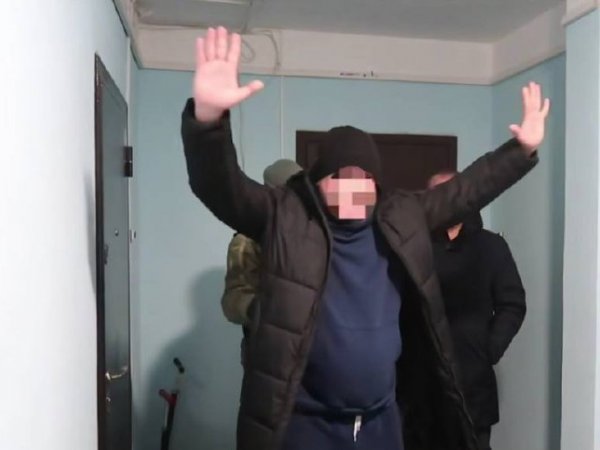 В Оренбуржье замначальника полиции "сливал" гостайну участникам ОПГ; фото: скриншот с видео пресс-службы УФСБ по Оренбургской области 