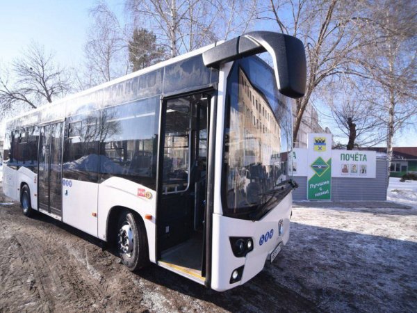 Сегодня на дороги Оренбурга вышли новые автобусы среднего класса КамАЗ