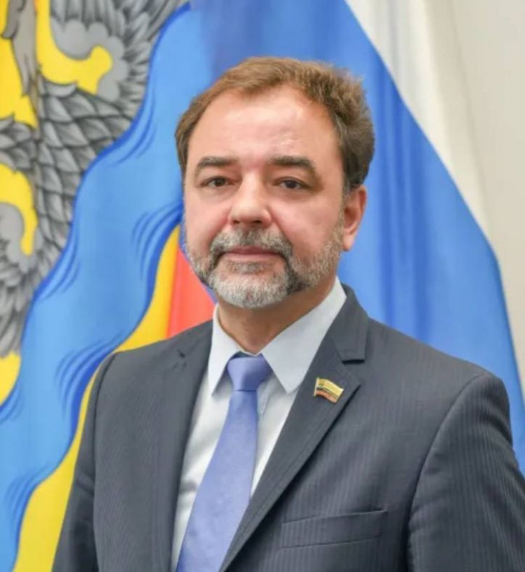 На фото Алексей Кузьмин; фото: сайт оренбургского городского совета депутатов