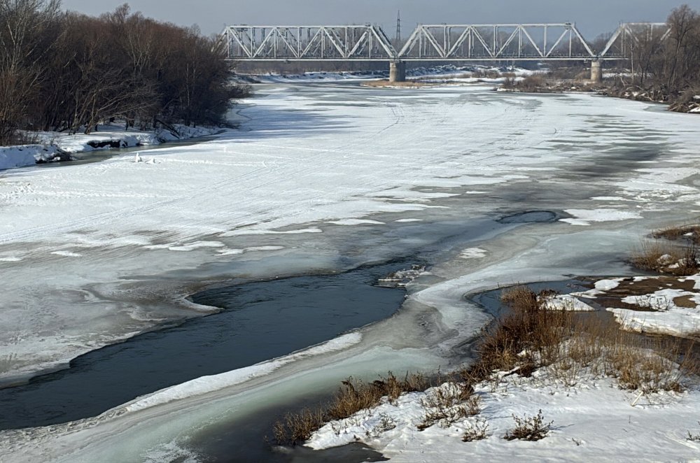 Урал, вид с автомобильного моста на Донгузской. Фото 1743.ru