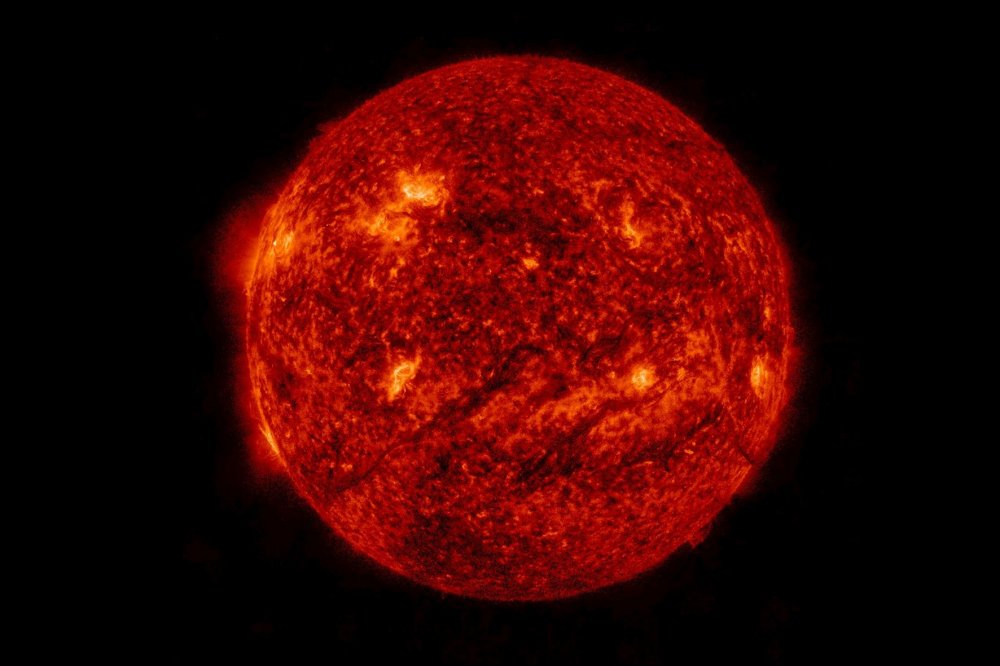 Земля пережила мощный геомагнитный шторм Земля пережила мощный геомагнитный шторм