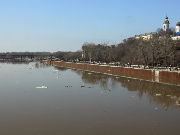 Урал в Оренбурге, март 2025 года. Фото 1743.ru