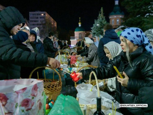 В Оренбурге прошли торжественные пасхальные богослужения