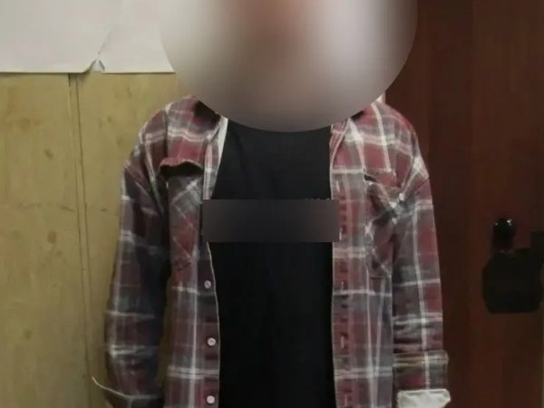 19-летний оренбуржец воровал товары из магазина и продавал их прохожим
