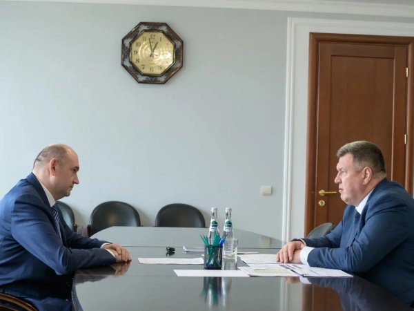 Замминистра строительства и ЖКХ РФ встретился с губернатором Оренбуржья