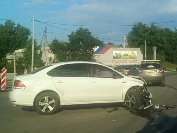 Возле моста через Сакмару в Оренбурге произошла авария
