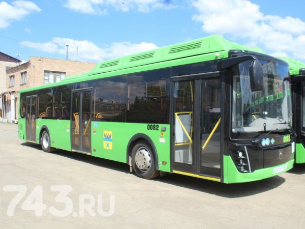 Проезд на автобусе в Оренбурге подорожает до 100 рублей
