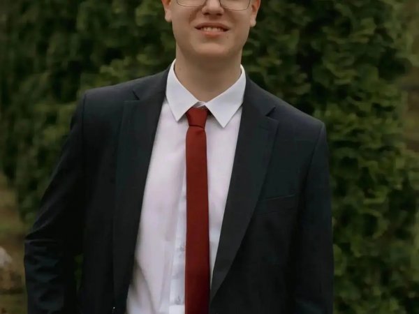 Дмитрий Шаповаленко 