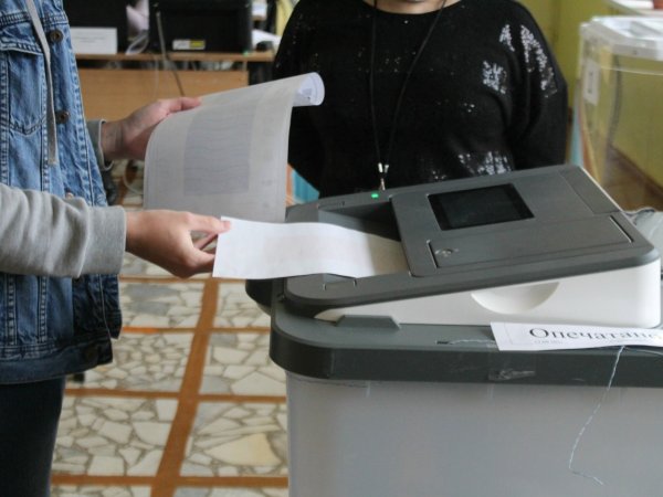 За места в Заксобе Оренбуржья поборются 7 партий