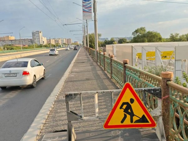 Ям на мосту на Терешковой стало больше