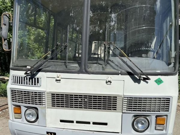 «Работает по маршруту, можно оставить»: в Оренбурге распродают частные автобусы