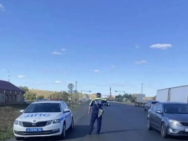 Автолюбитель на машине без номеров не остановился по требованию ГАИ, чем спровоцировал погоню