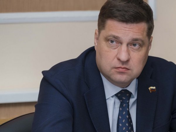 За махинации при покупке сельскохозяйственной техники прокуратура взыскала с экс-директора лизинговой компании 9,7 млн руб