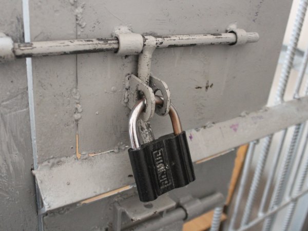Оренбургский педофил шантажировал детей в интернете