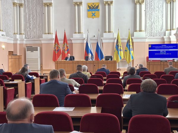Заседание Оренбургского горсовета. Фото 1743.ru